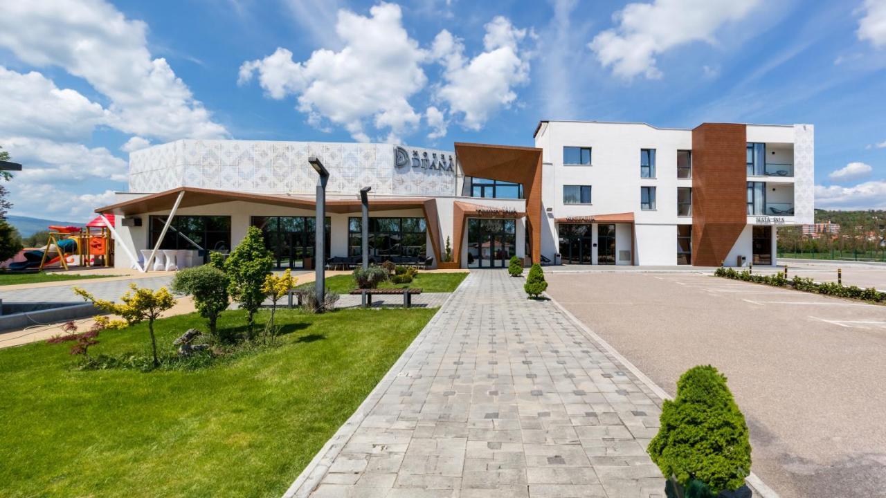 Hotel Dijana Pirot Exteriör bild